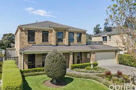 16 Moondarra Dr, Berwick, VIC 3806