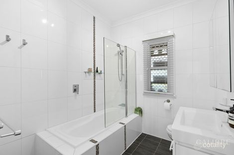Property photo of 179 Beddoes Street Holland Park QLD 4121