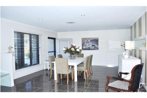 Property photo of 2 William Avenue Yamba NSW 2464
