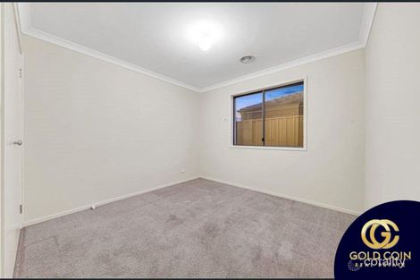 Property photo of 2 Pilmer Place Cranbourne East VIC 3977