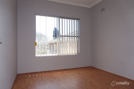 Property photo of 2/5 Buena Vista Avenue Lake Heights NSW 2502