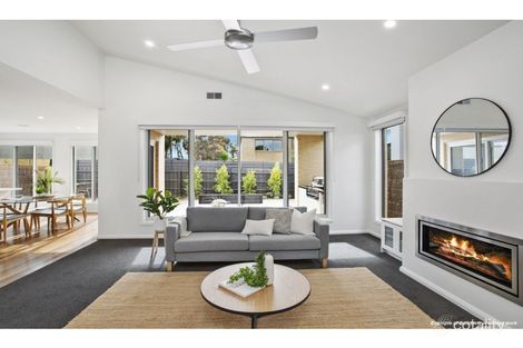 Property photo of 2/21 Mowbray Drive Ocean Grove VIC 3226