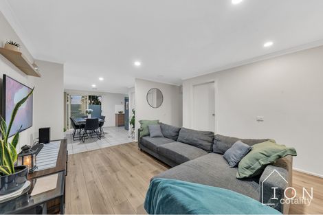 Property photo of 32/4 Paydon Way Hampton Park VIC 3976