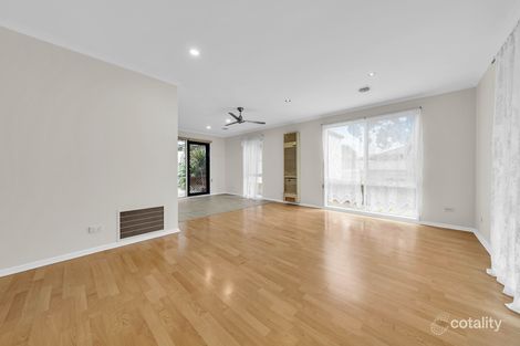 Property photo of 30 Dion Drive Carrum Downs VIC 3201