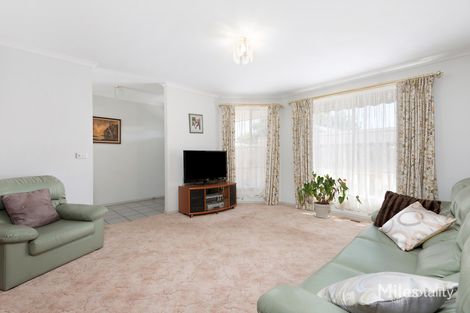 Property photo of 2/41 Edward Street Macleod VIC 3085