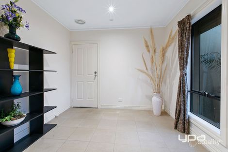 Property photo of 21 Rafter Drive St Albans VIC 3021