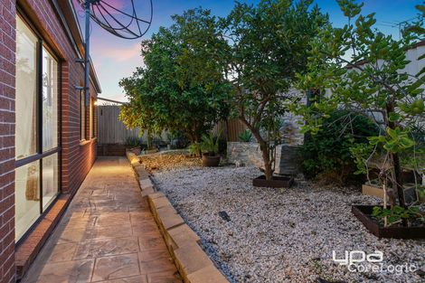 Property photo of 21 Rafter Drive St Albans VIC 3021