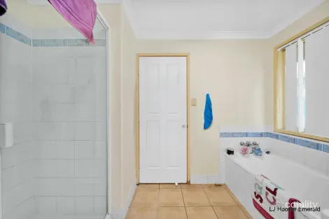 Property photo of 5 Kaitlyn Place Emerald QLD 4720