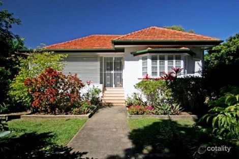 Property photo of 14 Purves Street Hyde Park QLD 4812