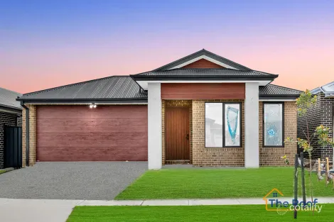 Property photo of 14 Rohab Crescent Mount Cottrell VIC 3024