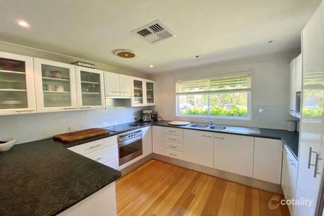 Property photo of 13 Nerissa Road Erina NSW 2250