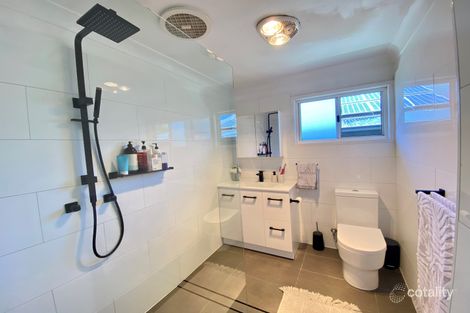 Property photo of 13 Nerissa Road Erina NSW 2250