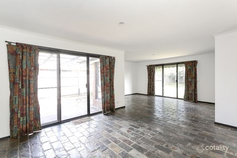 Property photo of 15 Eileen Court Werribee VIC 3030