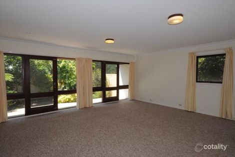 Property photo of 128 Grayson Street Hackett ACT 2602