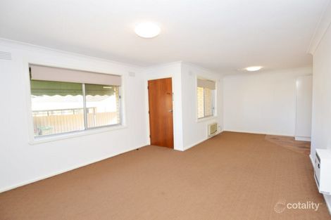 Property photo of 2/5 Henschke Avenue Tolland NSW 2650