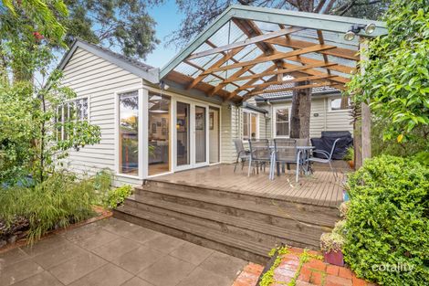 Property photo of 19 Wingate Avenue Mount Waverley VIC 3149