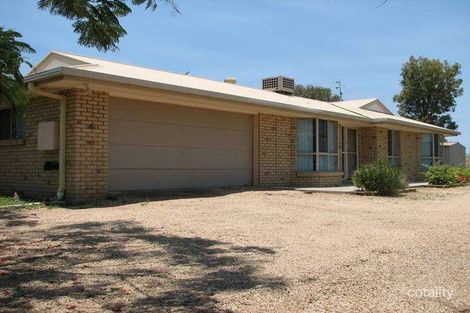 Property photo of 30 Cowan Crescent Emerald QLD 4720