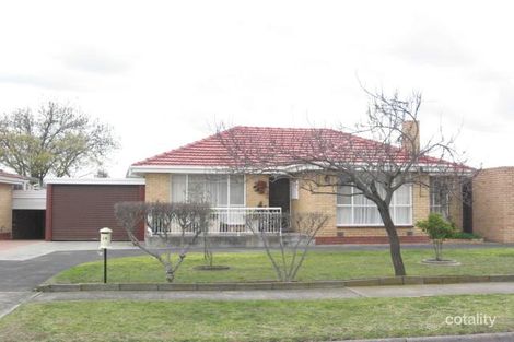 16 Parkmore Rd, Keysborough, VIC 3173