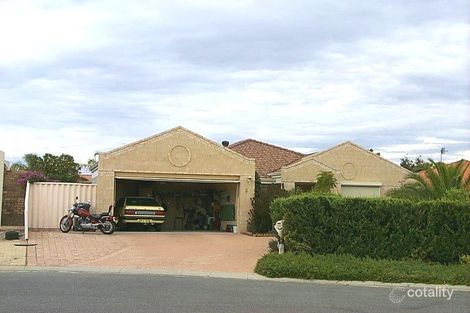 8 Lauder Pl, Kinross, WA 6028