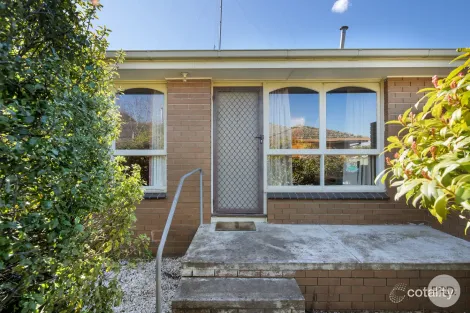 2/58 Park St, Wendouree, VIC 3355