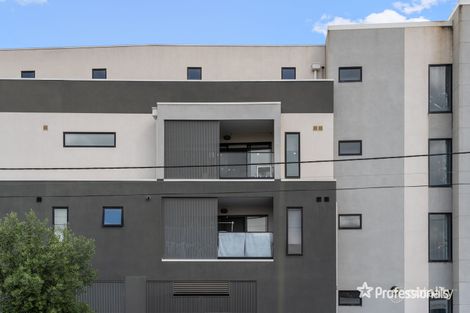 Property photo of 201/14 Albert Crescent St Albans VIC 3021