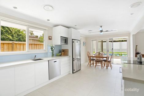 Property photo of 17 Neridah Avenue Belrose NSW 2085