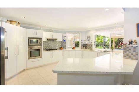 Property photo of 9 Pottery Row Runaway Bay QLD 4216