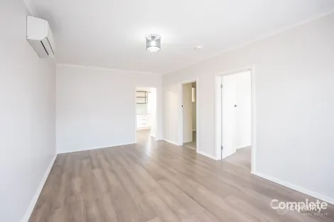 Property photo of 2/119 Wehl Street North Mount Gambier SA 5290