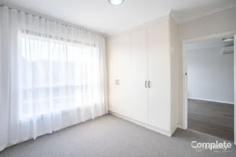 Property photo of 2/119 Wehl Street North Mount Gambier SA 5290