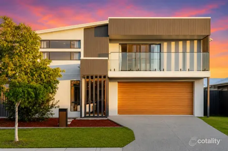 Property photo of 11 Valley Crescent Palmview QLD 4553