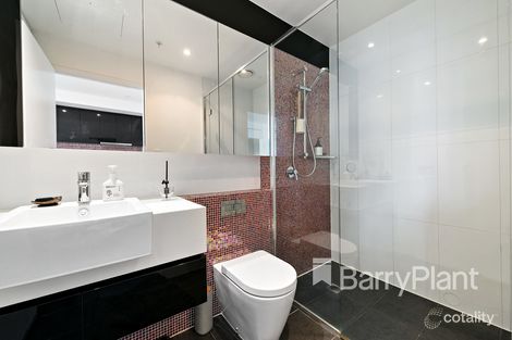 Property photo of 1703/231-245 Harbour Esplanade Docklands VIC 3008