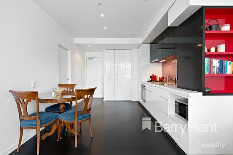 Property photo of 1703/231-245 Harbour Esplanade Docklands VIC 3008