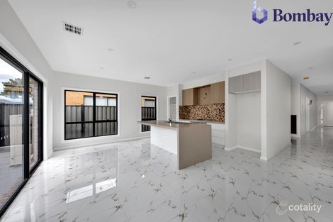Property photo of 19 York Parade Wollert VIC 3750