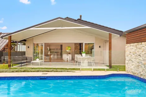 18 Calool Cres, Belrose, NSW 2085