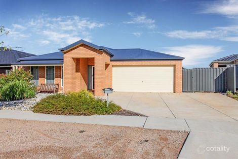 20 Clematis Cres, Manor Lakes, VIC 3024