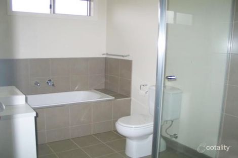 Property photo of 4/25 Leman Crescent Noble Park VIC 3174