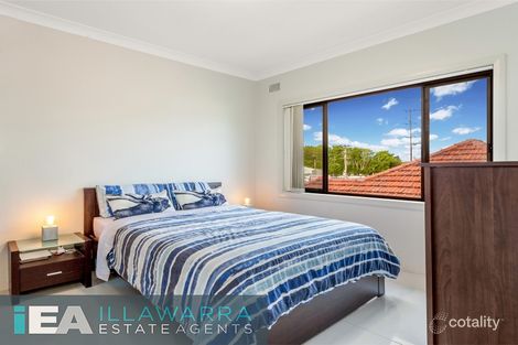 Property photo of 2/8 Miller Street Coniston NSW 2500