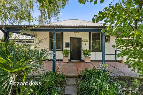 59 Graham St, Lake Albert, NSW 2650