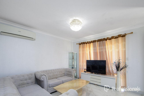 Property photo of 2 Paskett Place Maddington WA 6109
