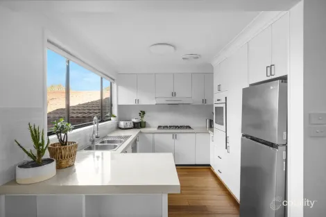 Property photo of 2/28 Robertson Street Coniston NSW 2500