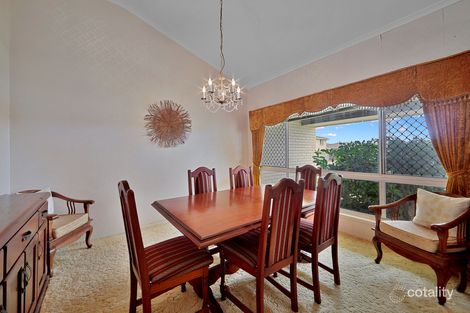 Property photo of 32 Avenell Street Avenell Heights QLD 4670