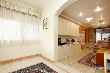 Property photo of 8 Albemarle Way High Wycombe WA 6057