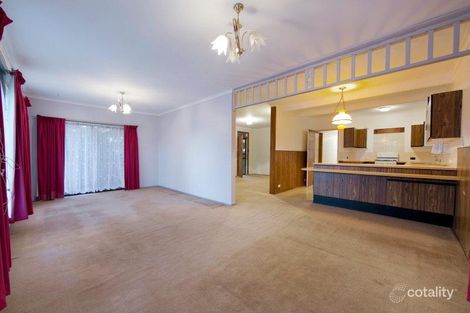 Property photo of 12 Laurina Crescent Frankston North VIC 3200