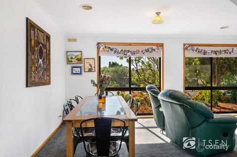 Property photo of 34 Thomas Street Kangaroo Flat VIC 3555