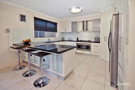 Property photo of 10 Coleman Court Taylors Lakes VIC 3038