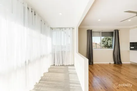 Property photo of 16 Brangus Street Harristown QLD 4350