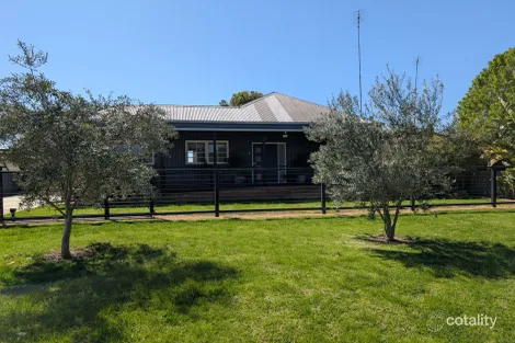 7 Flinders St, Wakool, NSW 2710