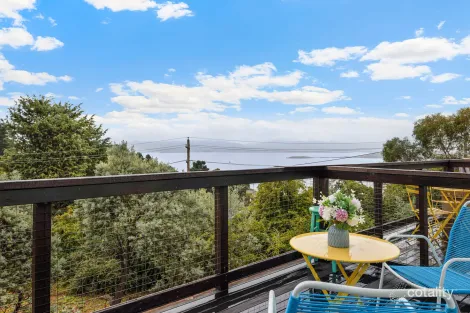 Property photo of 1 Jerrara Drive East Jindabyne NSW 2627