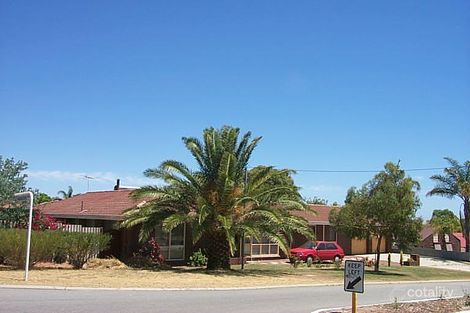 56 Chisham Ave, Parmelia, WA 6167