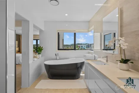 Property photo of 43 North View Street Hope Island QLD 4212